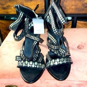 Zara Studded Healed Sandals size 41 runs a little small